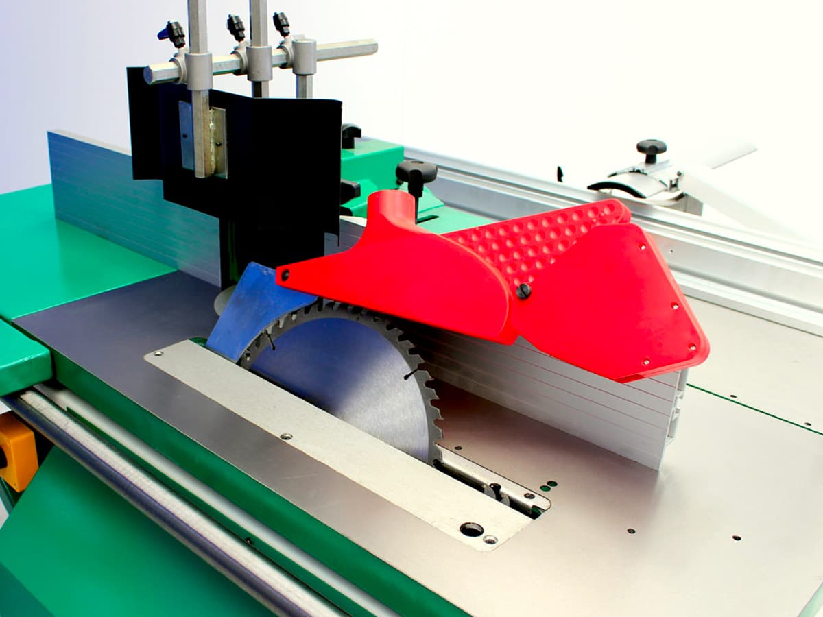 Kombimaschine mit 7 Bearbeitungen, Hobelmaschine von 310 mm und vertikale Fräsmaschine