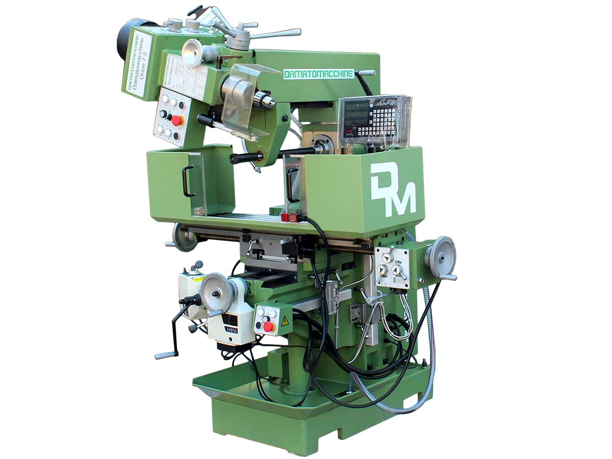 Universal milling machine